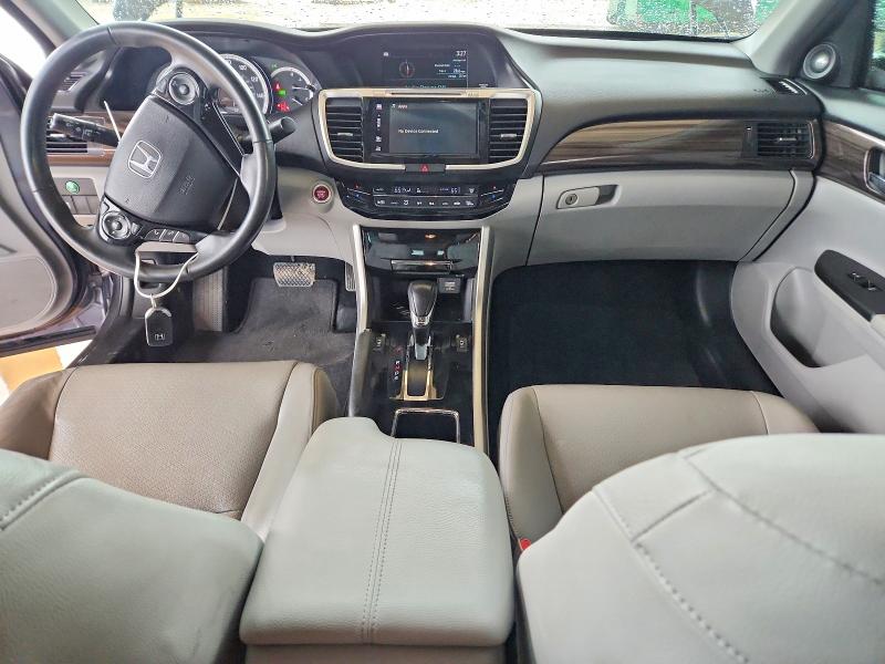 Aukcja sprzedaży 2016 Honda Accord, vin: 1HGCR3F82GA007572, numer aukcji: 52691266