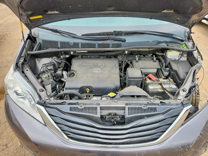 54297056 :رقم المزاد ، 5TDKK3DC9ES429859 vin ، 2014 Toyota Sienna مزاد بيع