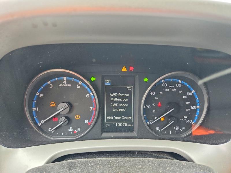 54732096 :رقم المزاد ، 2T3BFREV8JW717596 vin ، 2018 Toyota Rav4 مزاد بيع