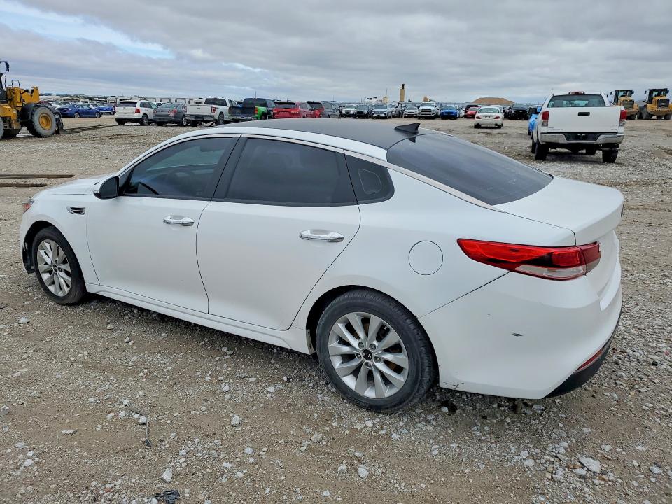 Продажа на аукционе авто 2017 Kia Optima, vin: 5XXGT4L3XHG123611, номер лота: 53885126