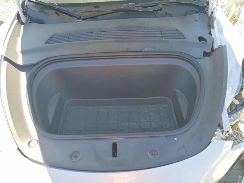 52426396 :رقم المزاد ، 7SAYGDEE0PF632389 vin ، 2023 Tesla Model Y مزاد بيع