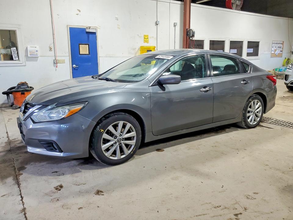 Продажа на аукционе авто 2017 Nissan Altima, vin: 1N4AL3AP1HC292640, номер лота: 52940986