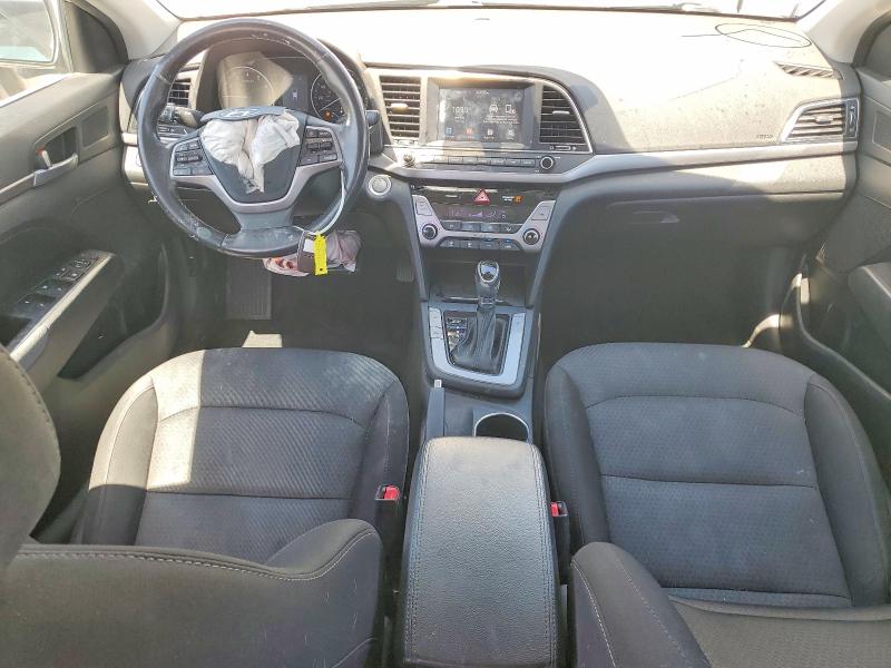 54123236 :رقم المزاد ، 5NPD84LF7HH176933 vin ، 2017 Hyundai Elantra مزاد بيع