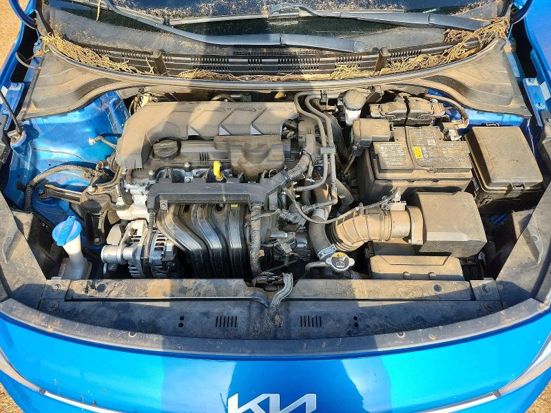 55165656 :رقم المزاد ، 3KPA24AD1NE431193 vin ، 2022 Kia Rio مزاد بيع