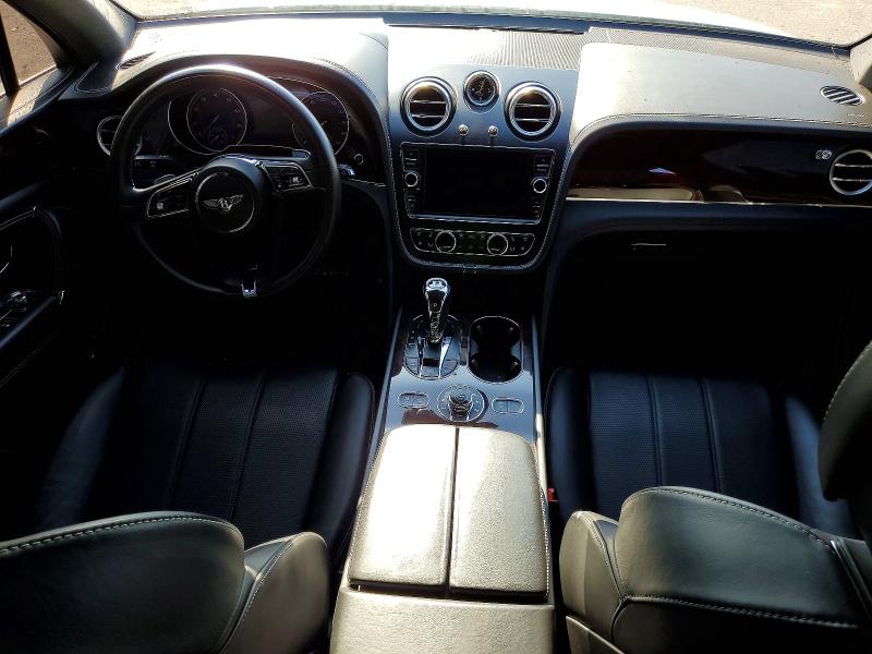 Продаж на аукціоні авто 2018 Bentley Bentayga, vin: SJAAC4ZV0JC019215, номер лоту: 54397316