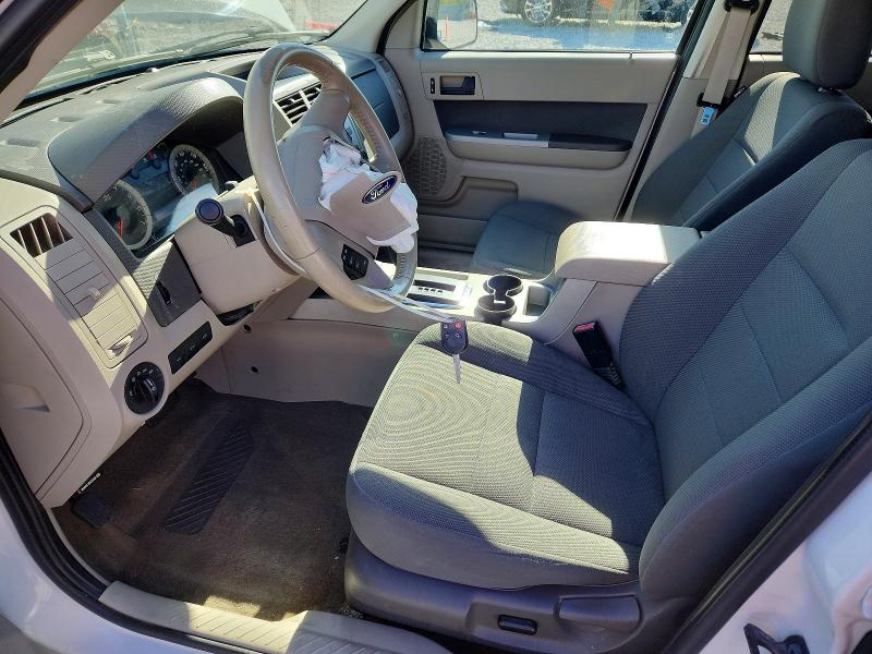 2009 Ford Escape მანქანა იყიდება აუქციონზე, vin: 1FMCU49329KD10427, აუქციონის ნომერი: 53568366