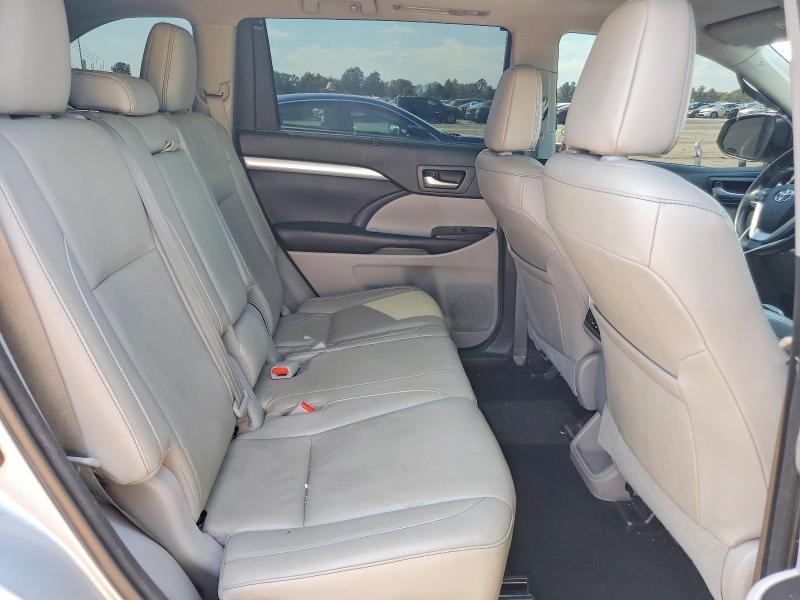 Продажа на аукционе авто 2017 Toyota Highlander, vin: 5TDJZRFHXHS381022, номер лота: 54047156