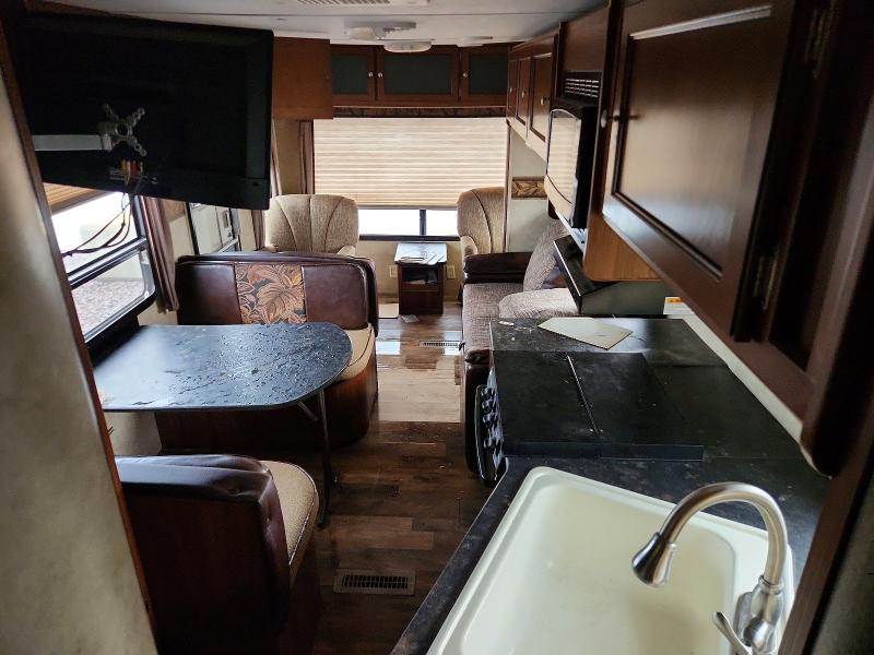 55391206 :رقم المزاد ، 4YDT28427ED422135 vin ، 2014 Keystone Bullet مزاد بيع
