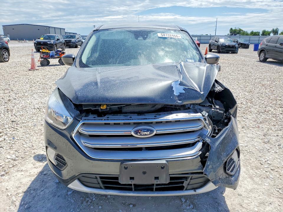54132466 :رقم المزاد ، 1FMCU0GDXKUB81898 vin ، 2019 Ford Escape مزاد بيع