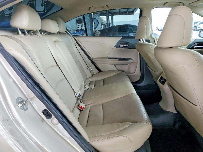 Продажа на аукционе авто 2015 Honda Accord, vin: 1HGCR6F57FA010067, номер лота: 55546566