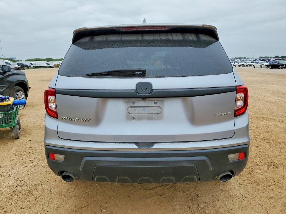 52434506 :رقم المزاد ، 5FNYF7H29KB001152 vin ، 2019 Honda Passport مزاد بيع