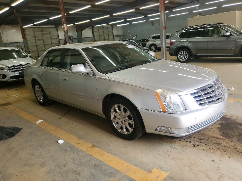 51286306 :رقم المزاد ، 1G6KD57Y39U129137 vin ، 2009 Cadillac Dts مزاد بيع
