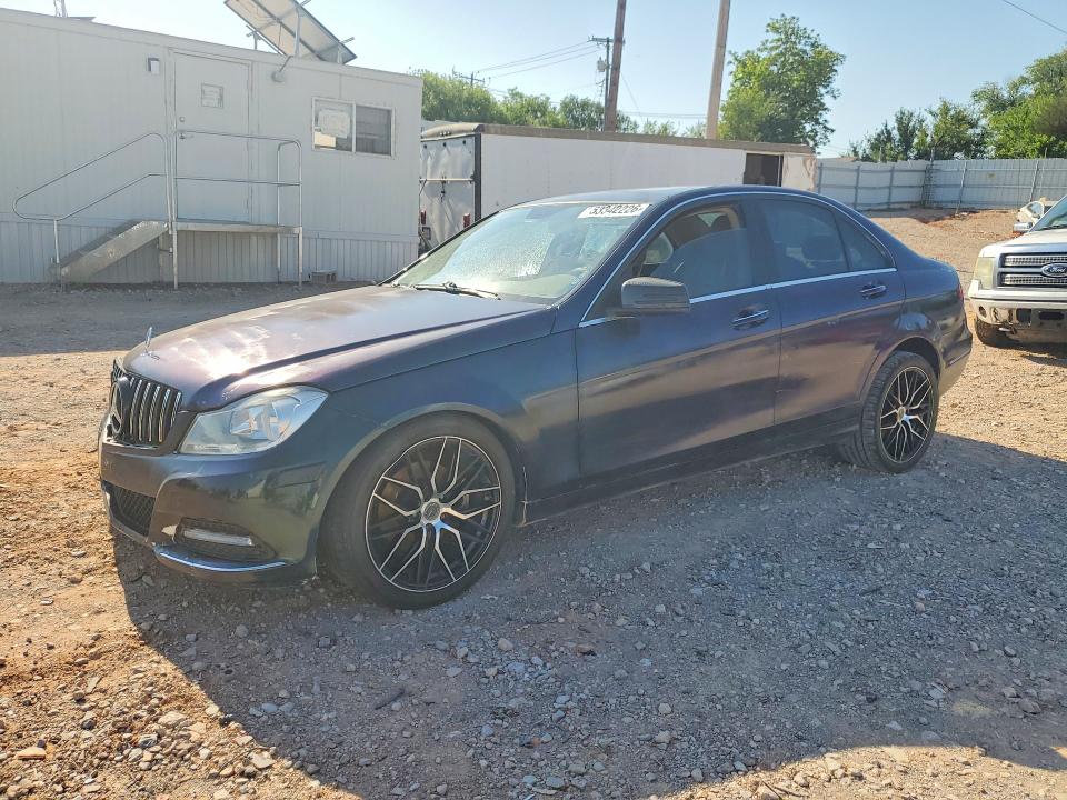 2012 Mercedes-benz C მანქანა იყიდება აუქციონზე, vin: WDDGF4HBXCR231584, აუქციონის ნომერი: 53342226