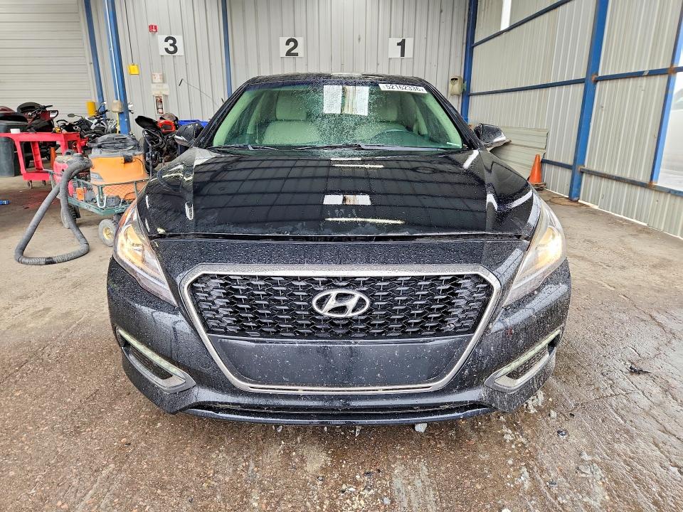 2016 Hyundai Sonata Hybrid მანქანა იყიდება აუქციონზე, vin: KMHE24L1XGA036385, აუქციონის ნომერი: 52162336
