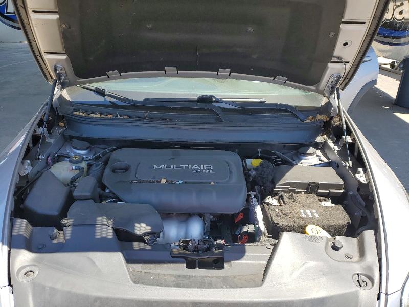 53648126 :رقم المزاد ، 1C4PJMDB8JD564620 vin ، 2018 Jeep Cherokee مزاد بيع