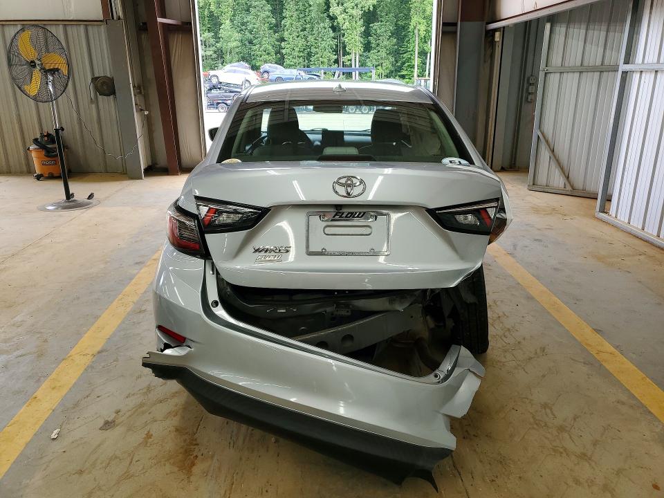 53245806 :رقم المزاد ، 3MYDLBYV7KY520940 vin ، 2019 Toyota Yaris مزاد بيع