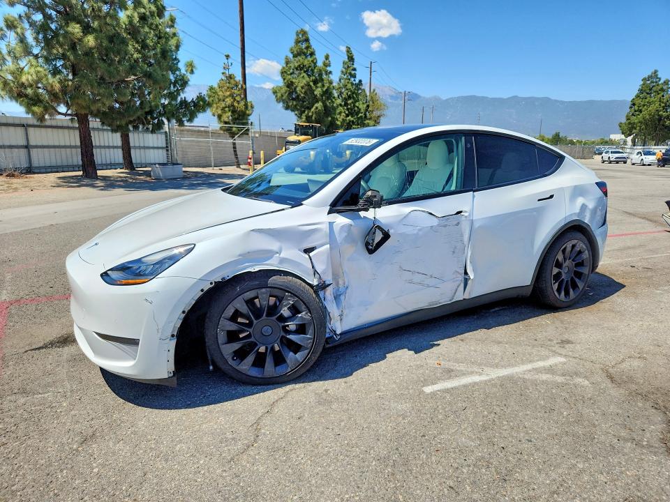Aukcja sprzedaży 2021 Tesla Model Y, vin: 5YJYGAEE7MF273940, numer aukcji: 52932376