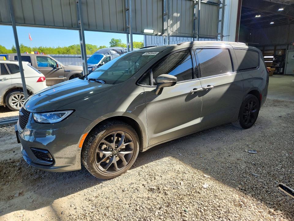 Auction sale of the 2023 Chrysler Pacifica, vin: 2C4RC3BG2PR523398, lot number: 52693446