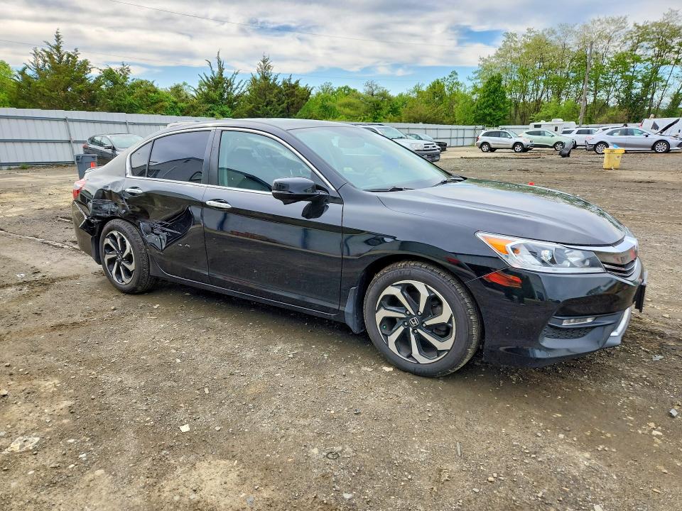 Продажа на аукционе авто 2016 Honda Accord, vin: 1HGCR2F84GA063264, номер лота: 53347576