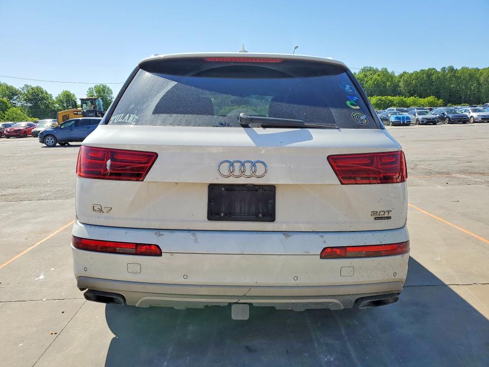 2018 Audi Q7 მანქანა იყიდება აუქციონზე, vin: WA1LAAF74JD040431, აუქციონის ნომერი: 53113466