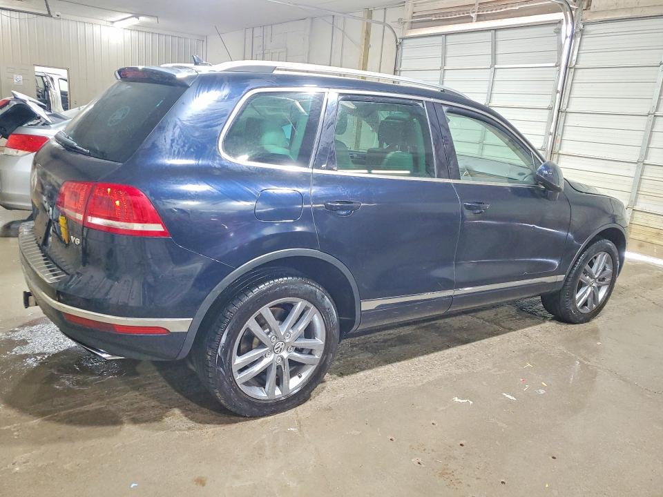 2015 Volkswagen Touareg მანქანა იყიდება აუქციონზე, vin: WVGEF9BP4FD002222, აუქციონის ნომერი: 52534666