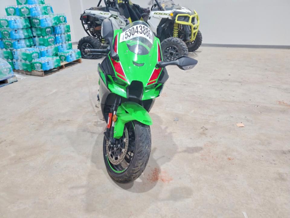 Продажа на аукционе авто 2024 Kawasaki Zx1002, vin: JKBZXVL19RA011452, номер лота: 53043886