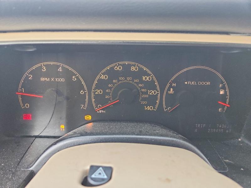 52557626 :رقم المزاد ، 5LMFU27556LJ10540 vin ، 2006 Lincoln Townhouse Navigator مزاد بيع