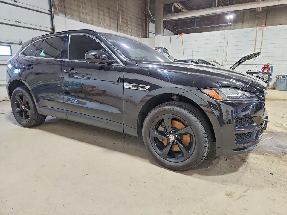 Продажа на аукционе авто 2017 Jaguar F-pace, vin: SADCK2BV4HA068002, номер лота: 52095346