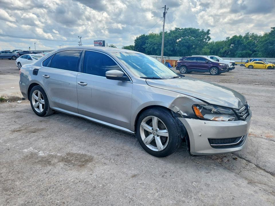 2012 Volkswagen Passat მანქანა იყიდება აუქციონზე, vin: 1VWBH7A33CC076198, აუქციონის ნომერი: 54834016