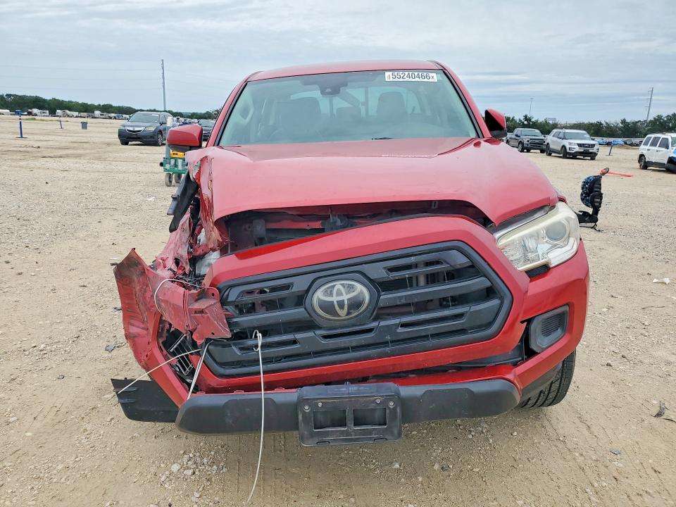55240466 :رقم المزاد ، 5TFAX5GN5JX128094 vin ، 2018 Toyota Tacoma مزاد بيع
