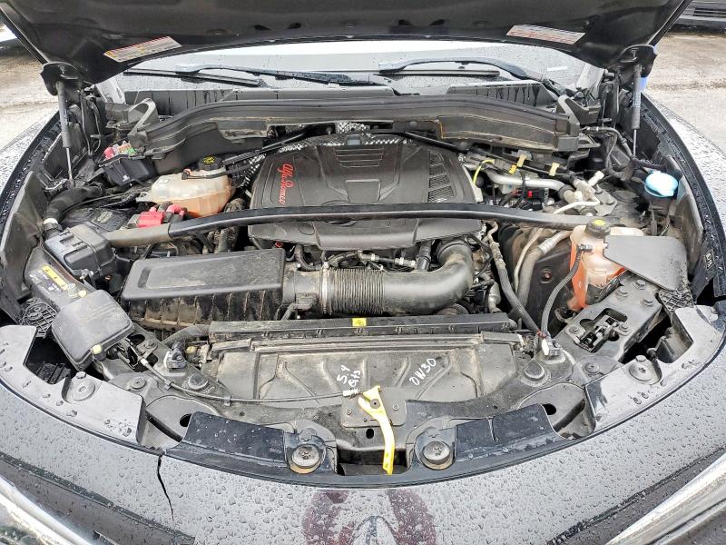 54775846 :رقم المزاد ، ZASFAKNN6J7B99370 vin ، 2018 Alfa Romeo Stelvio مزاد بيع