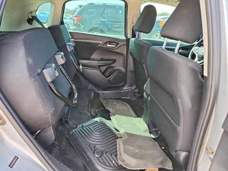 54425526 :رقم المزاد ، 3HGGK5H81FM775804 vin ، 2015 Honda Fit مزاد بيع