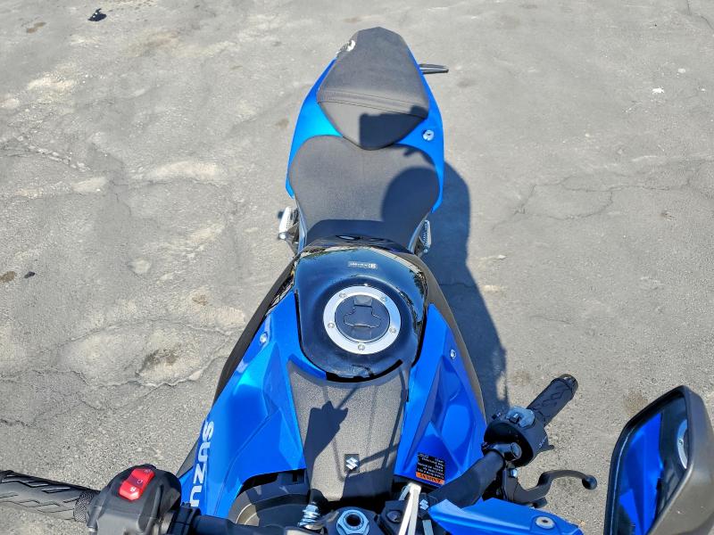 2025 Suzuki Gsx800 მანქანა იყიდება აუქციონზე, vin: JS1EM13B9S7100826, აუქციონის ნომერი: 50941206