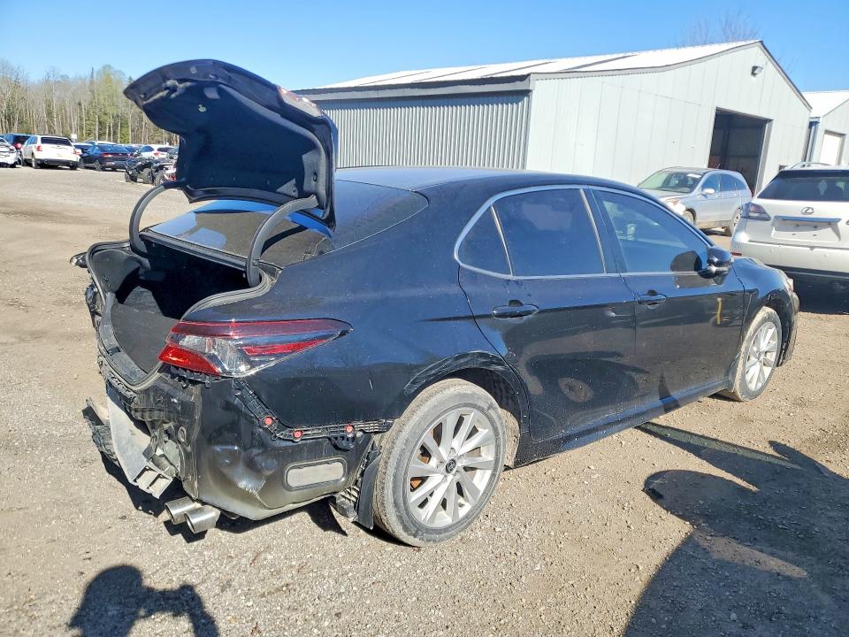2022 Toyota Camry მანქანა იყიდება აუქციონზე, vin: 4T1G11AK3NU065843, აუქციონის ნომერი: 51324966