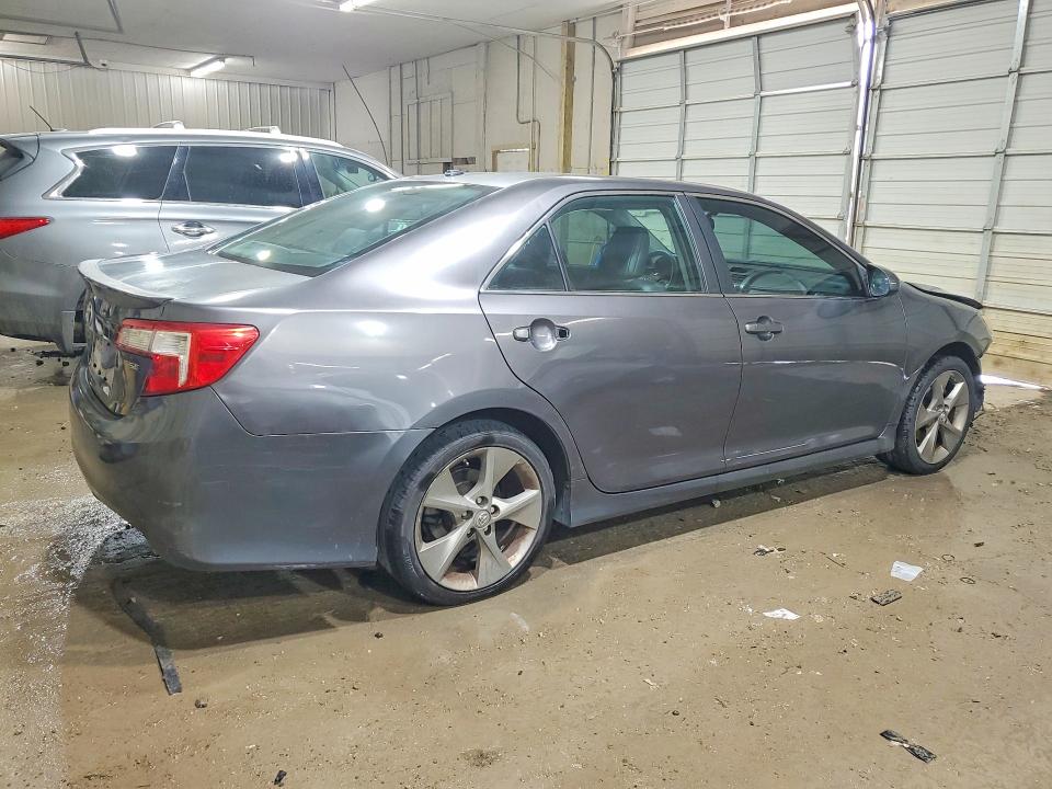 2014 Toyota Camry მანქანა იყიდება აუქციონზე, vin: 4T1BK1FK7EU539518, აუქციონის ნომერი: 52514056