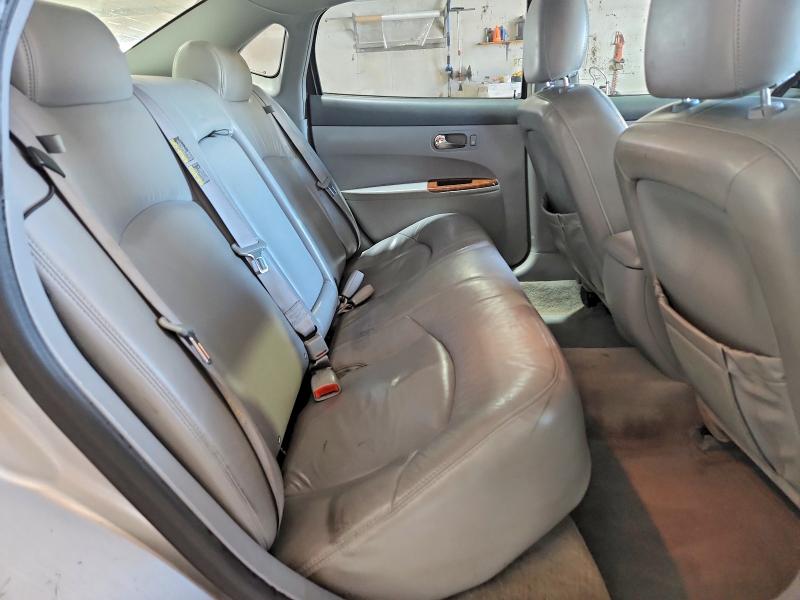53428126 :رقم المزاد ، 2G4WD532051225874 vin ، 2005 Buick Lacrosse مزاد بيع