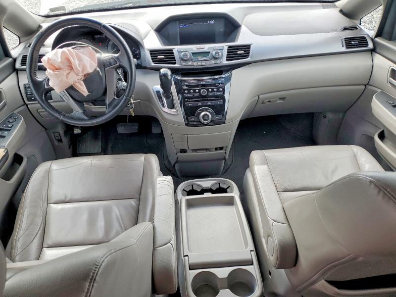 52443646 :رقم المزاد ، 5FNRL5H61DB018387 vin ، 2013 Honda Odyssey مزاد بيع