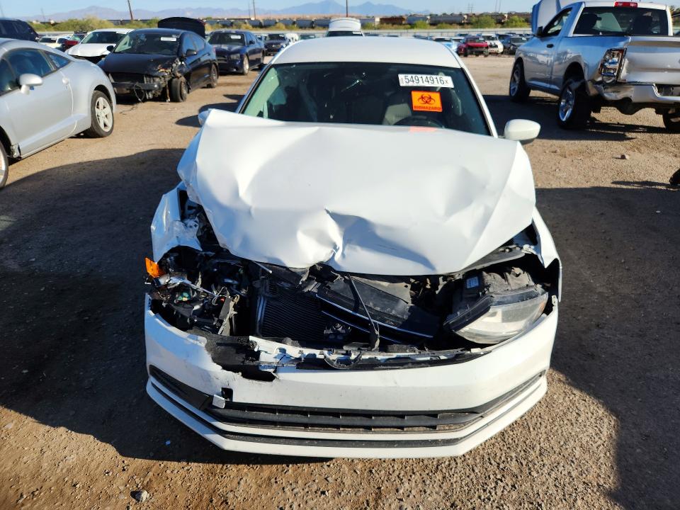 54914916 :رقم المزاد ، 3VW2B7AJ7HM334891 vin ، 2017 Volkswagen Jetta مزاد بيع