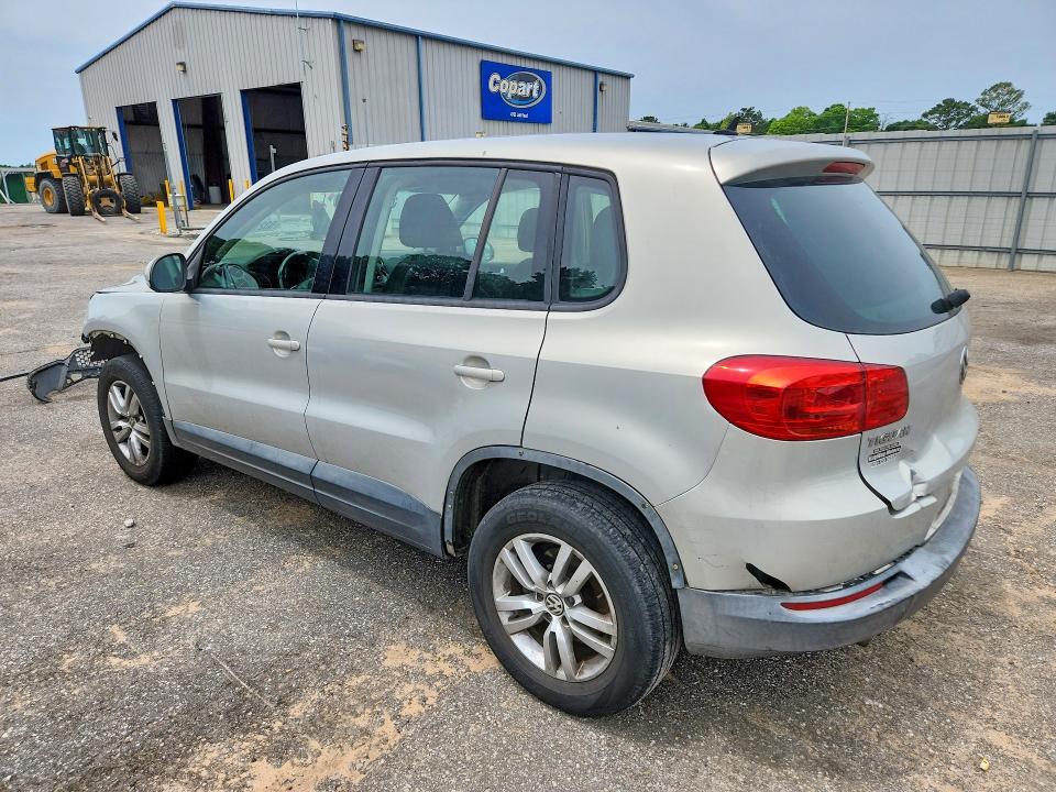 2014 Volkswagen Tiguan მანქანა იყიდება აუქციონზე, vin: WVGAV3AX2EW568012, აუქციონის ნომერი: 53210556