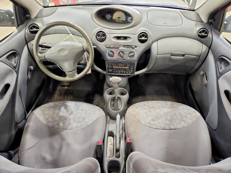 53401066 :رقم المزاد ، JTDBT1236Y0063578 vin ، 2000 Toyota Echo مزاد بيع