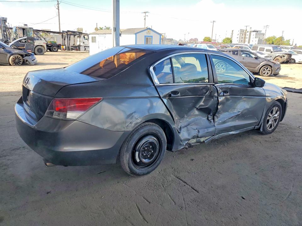 52000896 :رقم المزاد ، JHMCP26488C023887 vin ، 2008 Honda Accord مزاد بيع
