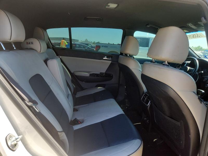53529756 :رقم المزاد ، KNDPN3ACXJ7466960 vin ، 2018 Kia Sportage مزاد بيع