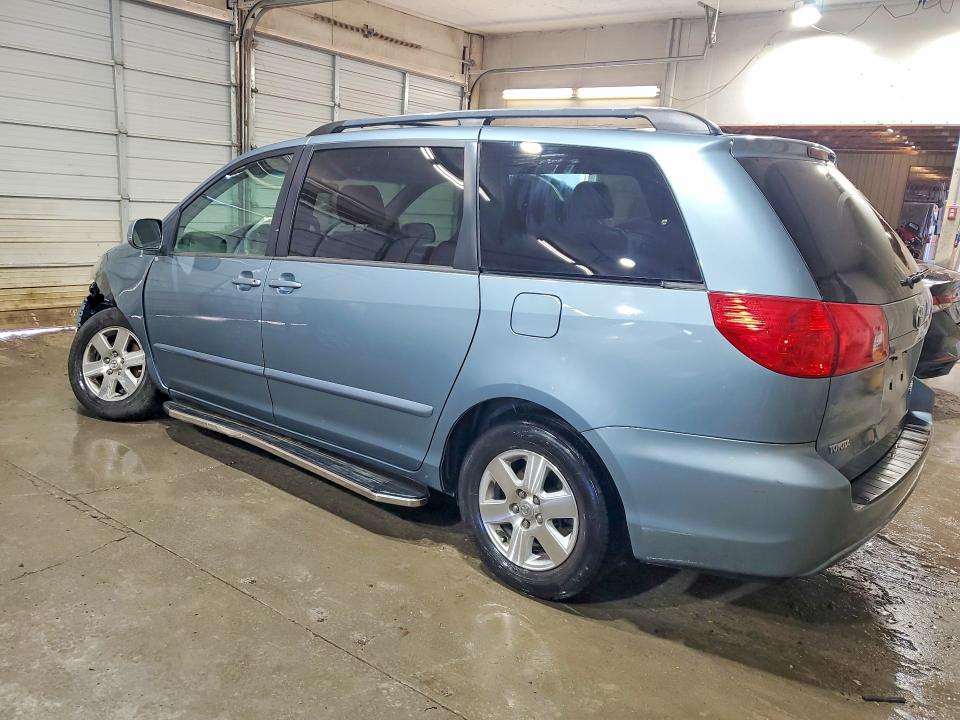 52247626 :رقم المزاد ، 5TDZK22C68S211765 vin ، 2008 Toyota Sienna مزاد بيع