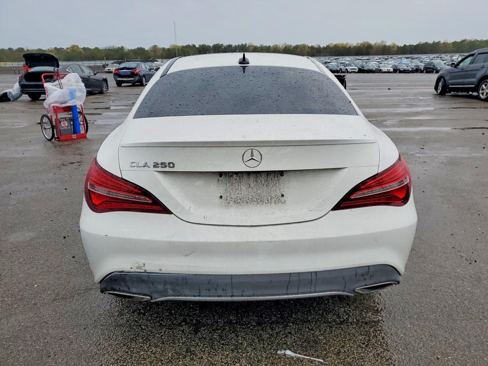Продажа на аукционе авто 2019 Mercedes-benz Cla, vin: WDDSJ4EB8KN744819, номер лота: 51810566