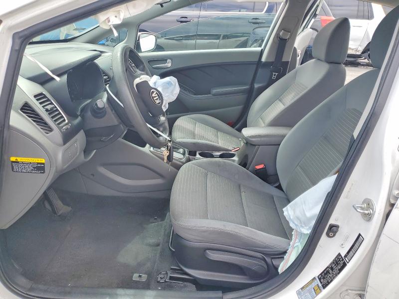 53948916 :رقم المزاد ، 3KPFL4A71HE117058 vin ، 2017 Kia Forte مزاد بيع