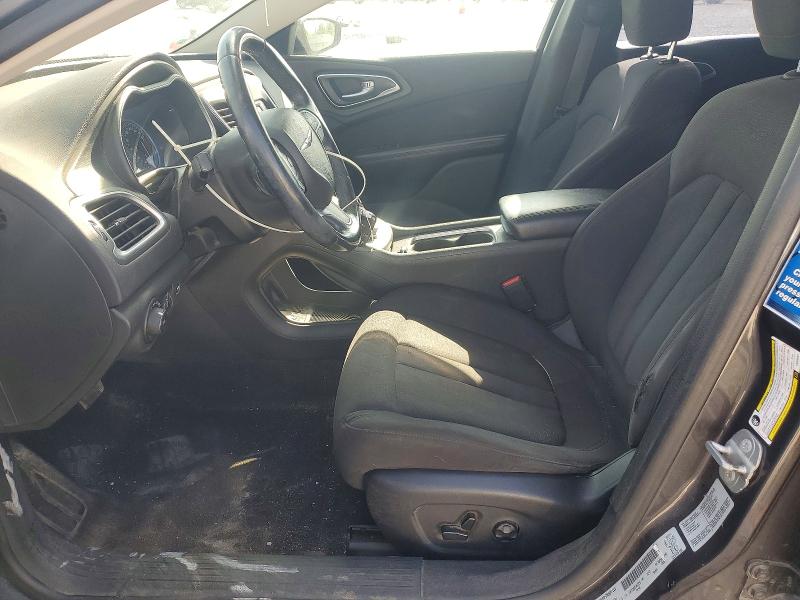 52746326 :رقم المزاد ، 1C3CCCAB8FN525281 vin ، 2015 Chrysler 200 مزاد بيع