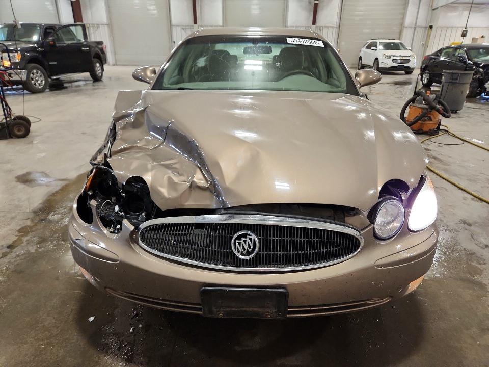 55440986 :رقم المزاد ، 2G4WC582861249692 vin ، 2006 Buick Lacrosse مزاد بيع