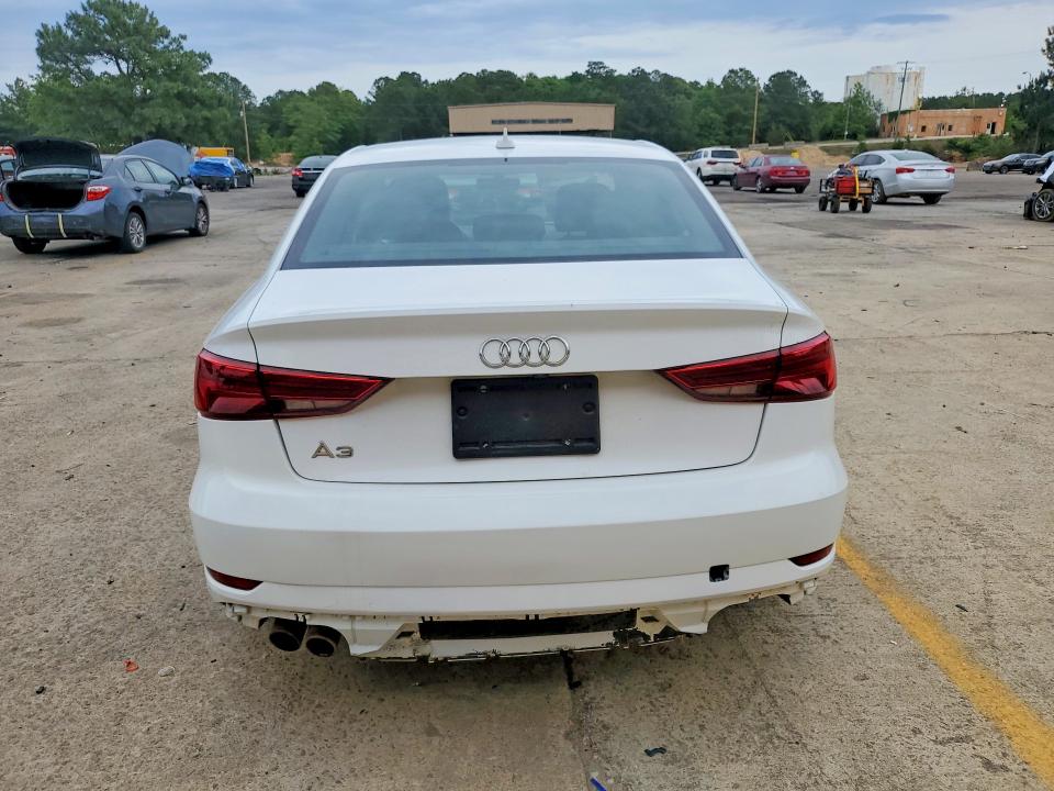 52530366 :رقم المزاد ، WAUAUGFF4J1072633 vin ، 2018 Audi A3 مزاد بيع