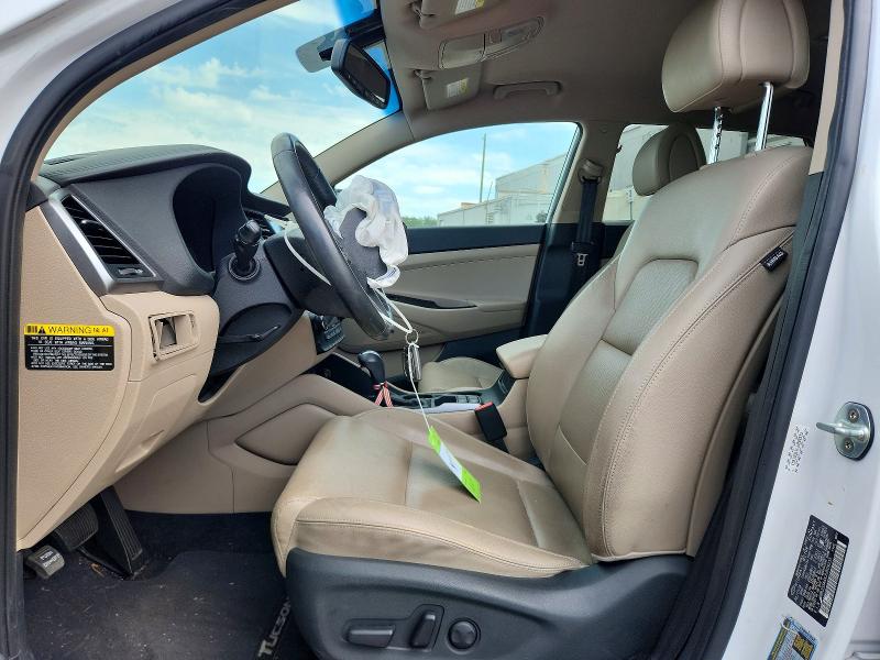 53160546 :رقم المزاد ، KM8J33A4XJU809333 vin ، 2018 Hyundai Tucson مزاد بيع