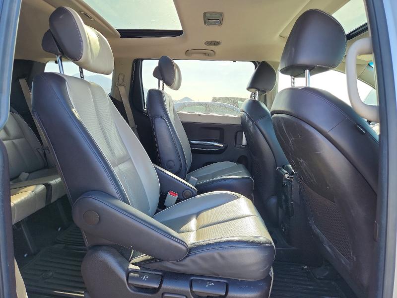 2015 Kia Sedona მანქანა იყიდება აუქციონზე, vin: KNDME5C15F6037913, აუქციონის ნომერი: 53399736